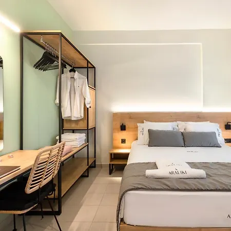 Araliki Apartment Polychrono