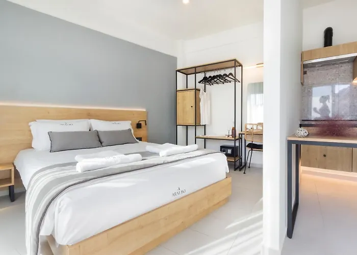 Araliki Apartamento Polychrono